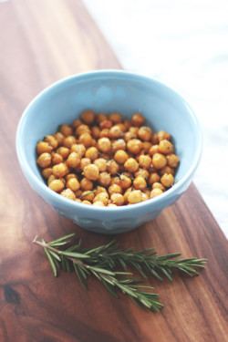 Crispy Rosemary Chickpeas | Perpetually Chic