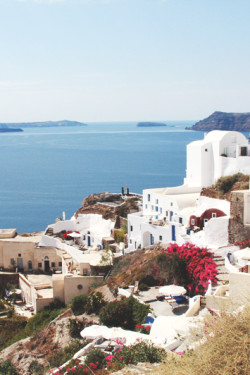 santorini | perpetually chic